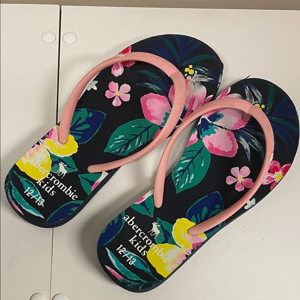 Abercrombie Kids Pink Strap Floral Sandals